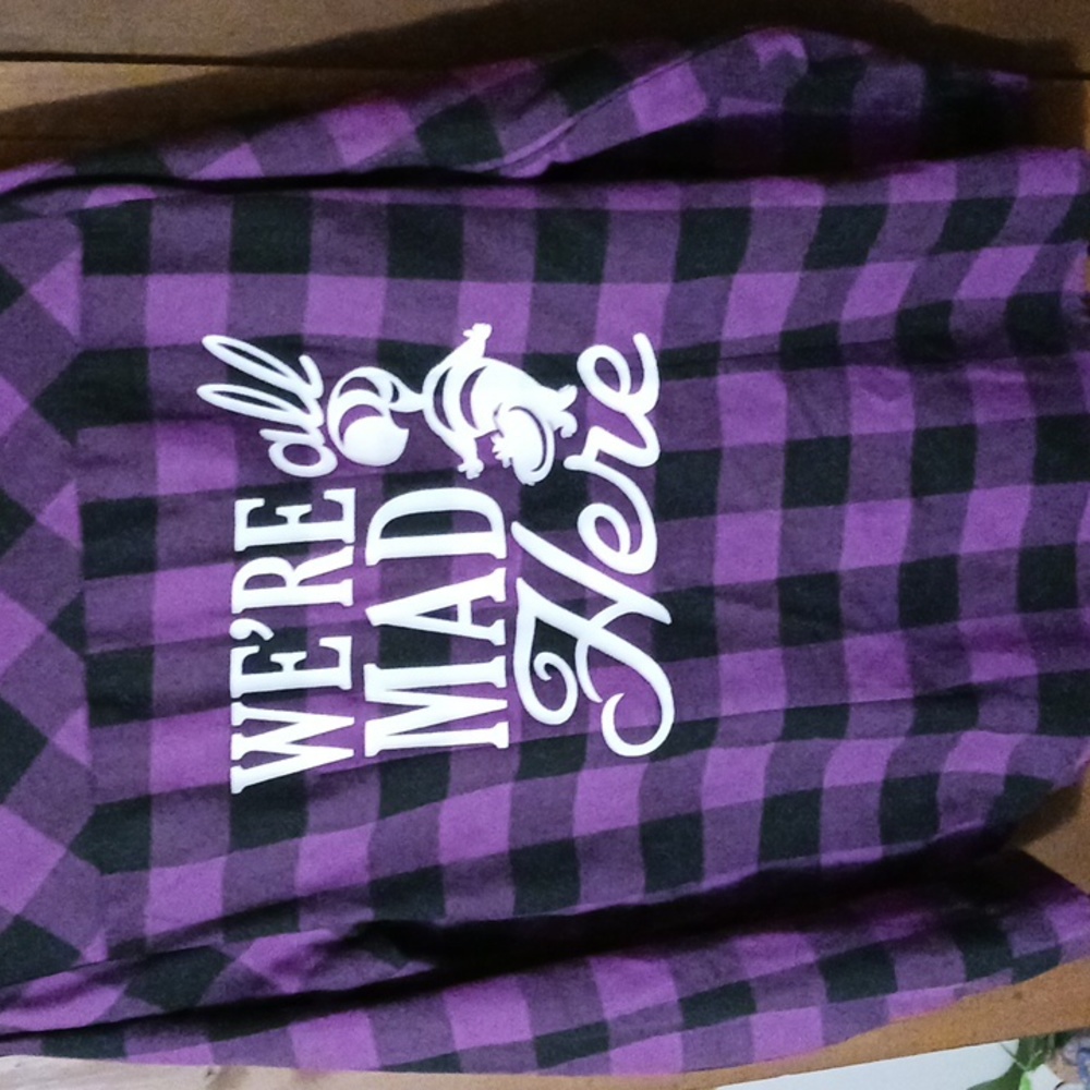 Button down Shirt - Picture 2 of 2